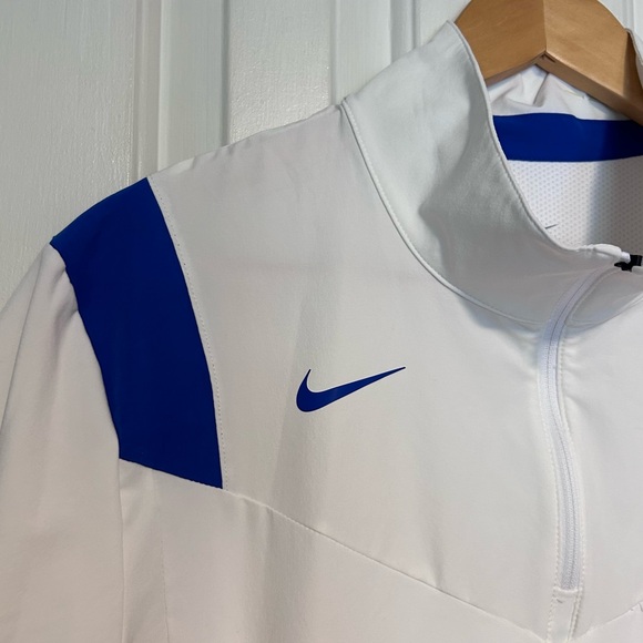 Nike Repel Lightweight White TEAM Short Sleeve 1/4 Zip Pullover Royal Blue “A” - Picture 2 of 14